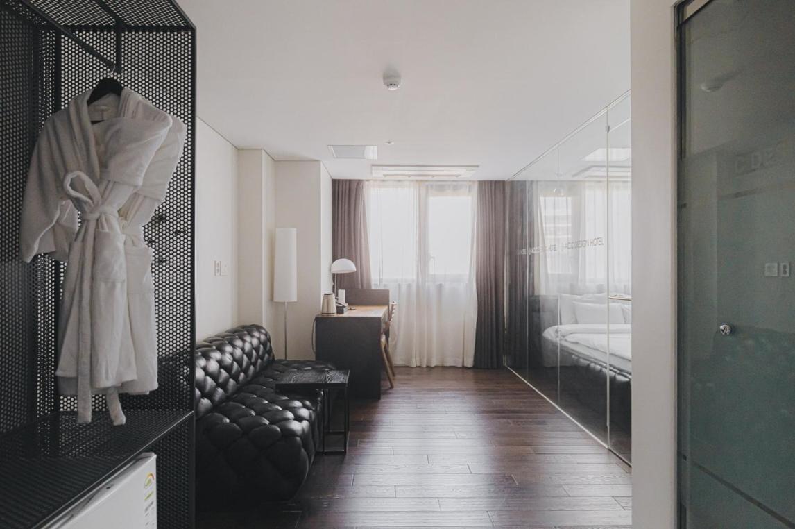 Gwangju Metropolitan City Acc Design Hotel מראה חיצוני תמונה