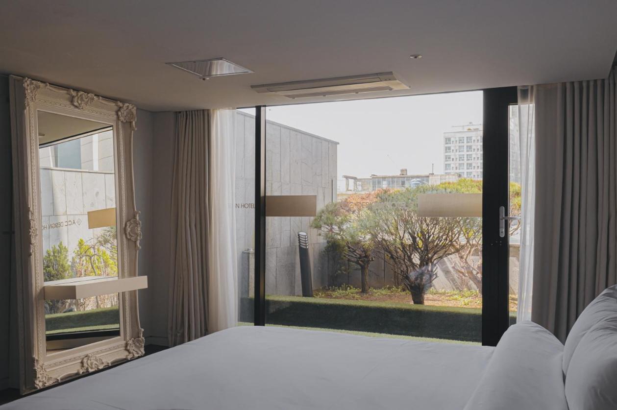 Gwangju Metropolitan City Acc Design Hotel מראה חיצוני תמונה