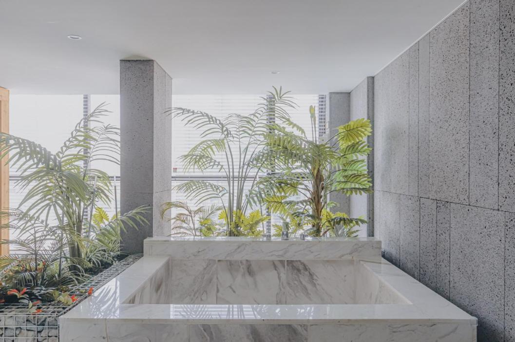 Gwangju Metropolitan City Acc Design Hotel מראה חיצוני תמונה