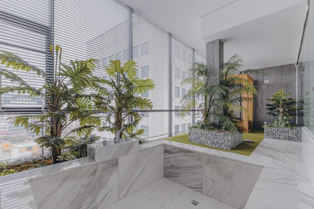 Gwangju Metropolitan City Acc Design Hotel מראה חיצוני תמונה