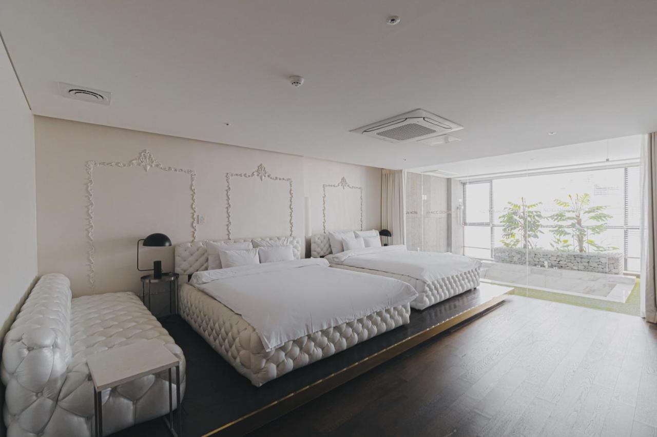 Gwangju Metropolitan City Acc Design Hotel מראה חיצוני תמונה
