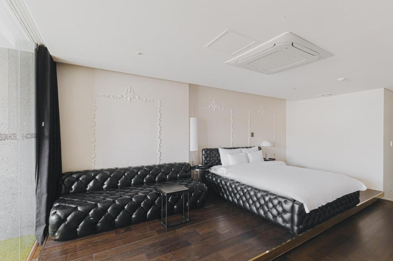Gwangju Metropolitan City Acc Design Hotel מראה חיצוני תמונה