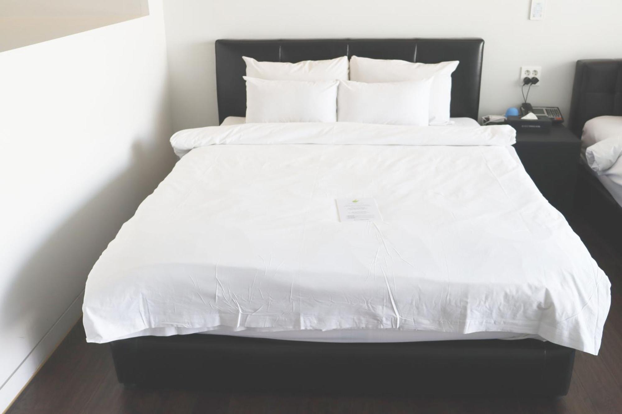 Gwangju Metropolitan City Acc Design Hotel מראה חיצוני תמונה