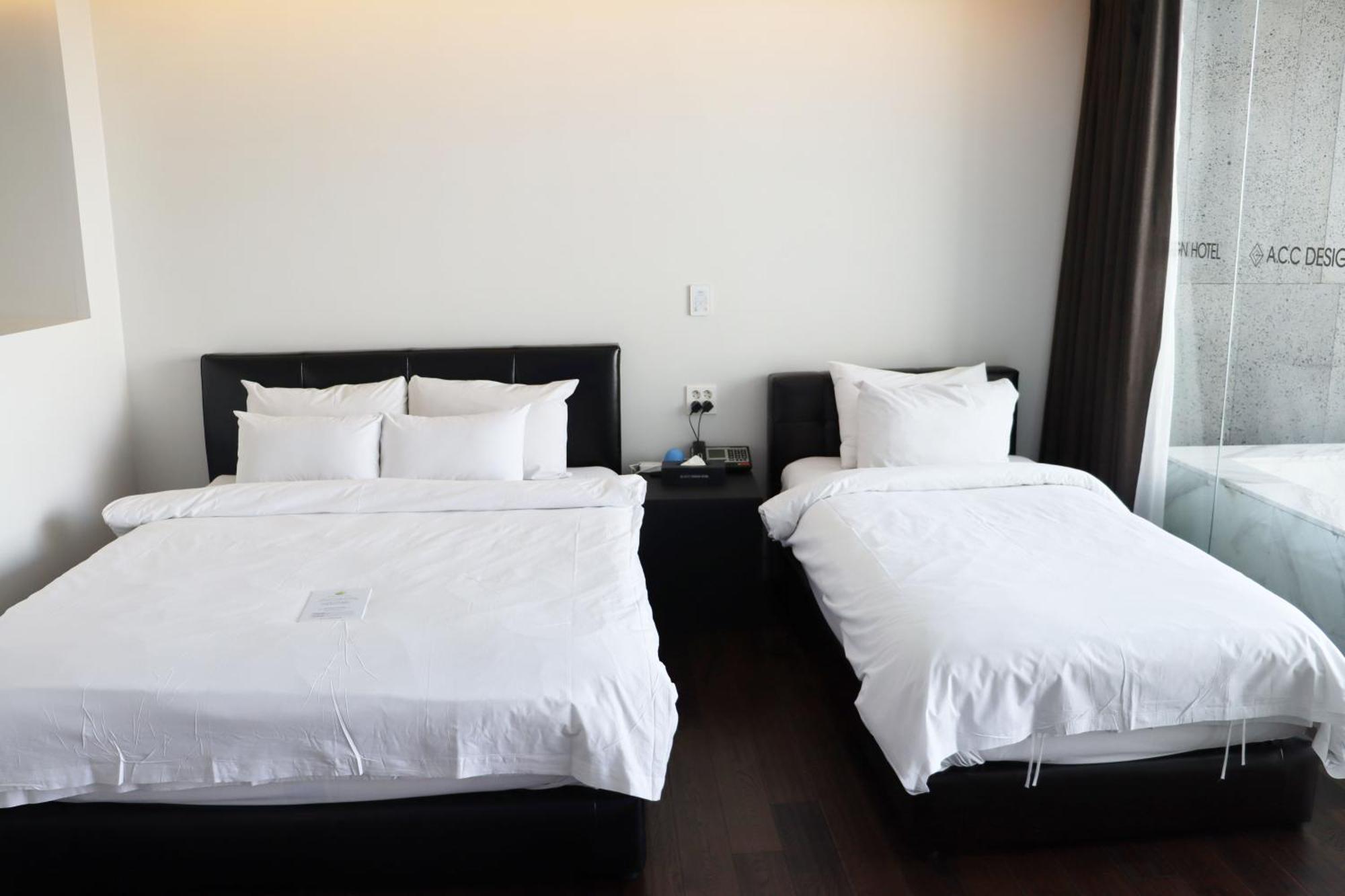 Gwangju Metropolitan City Acc Design Hotel מראה חיצוני תמונה
